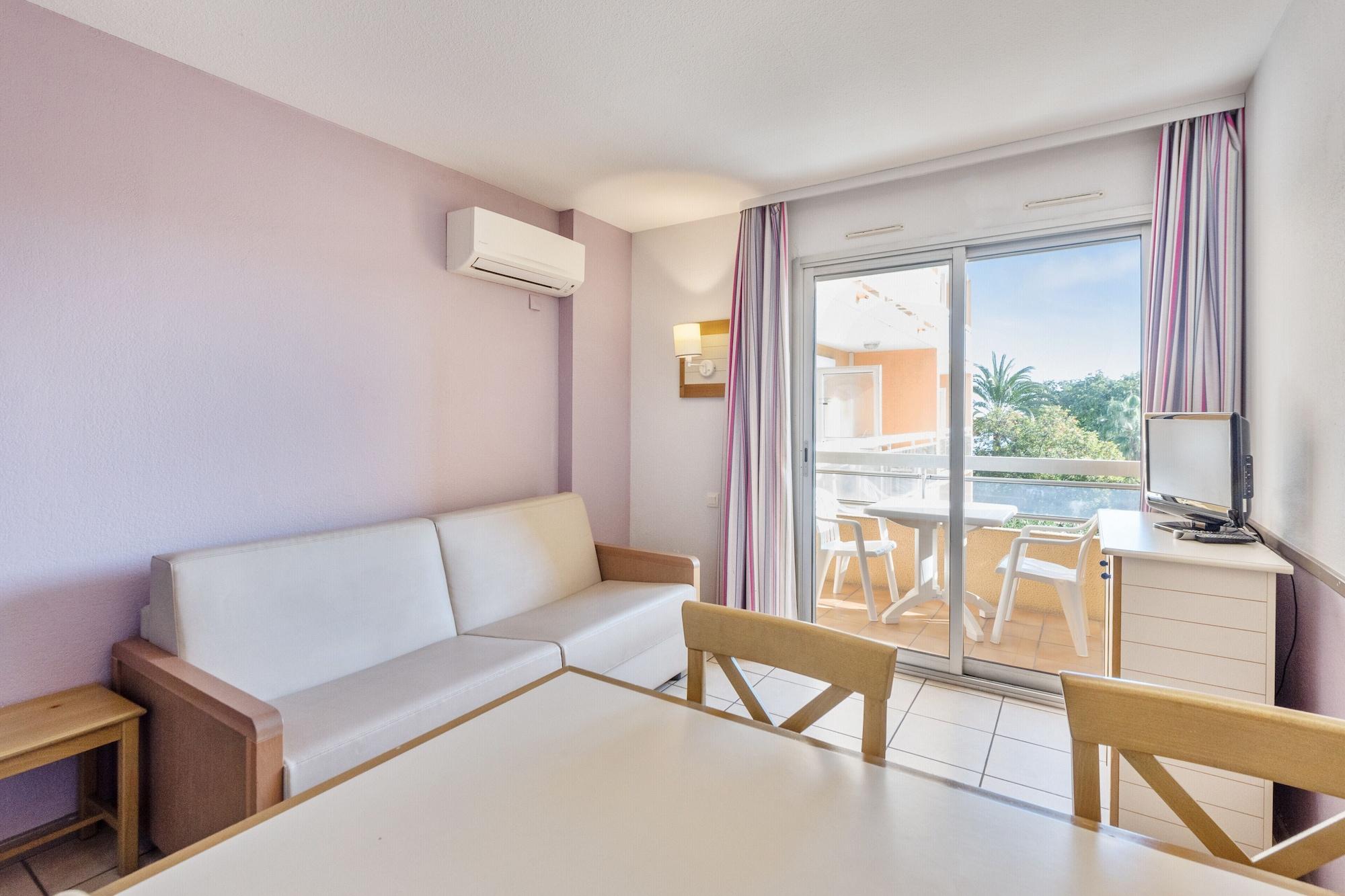 ז'ואן-לה-פינס Residence Pierre & Vacances La Rostagne מראה חיצוני תמונה