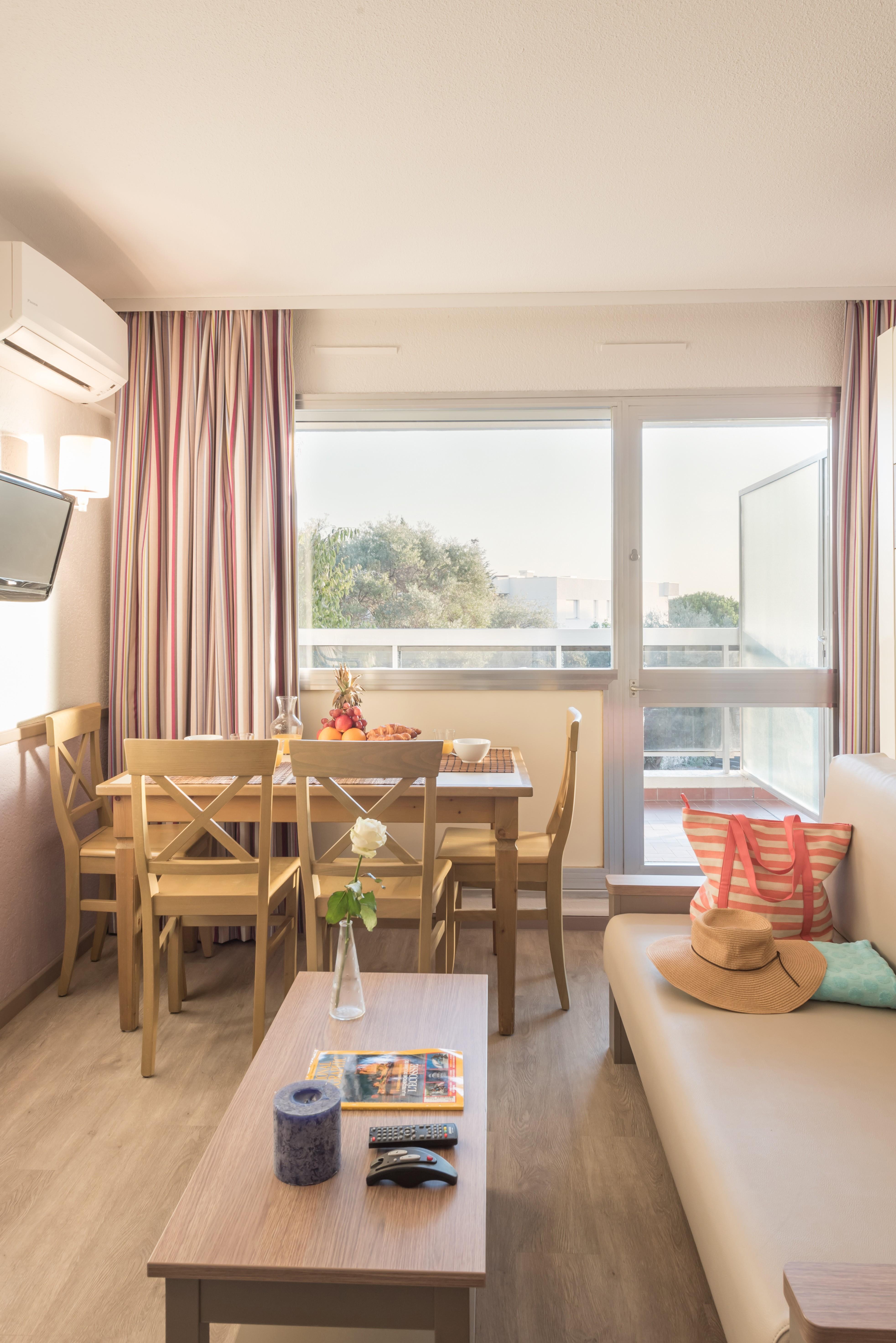 ז'ואן-לה-פינס Residence Pierre & Vacances La Rostagne מראה חיצוני תמונה