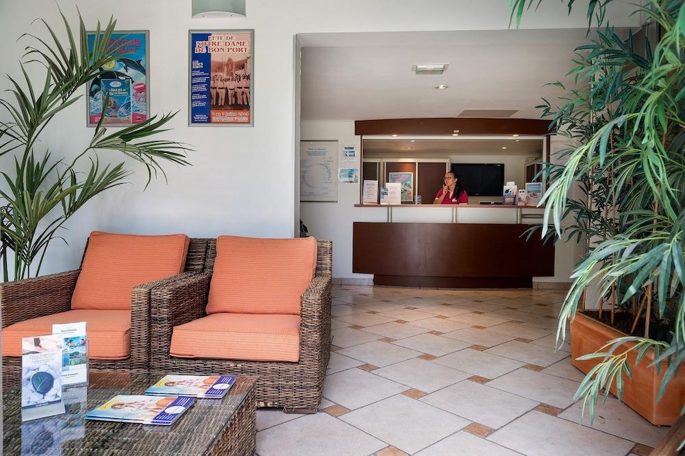 ז'ואן-לה-פינס Residence Pierre & Vacances La Rostagne מראה חיצוני תמונה