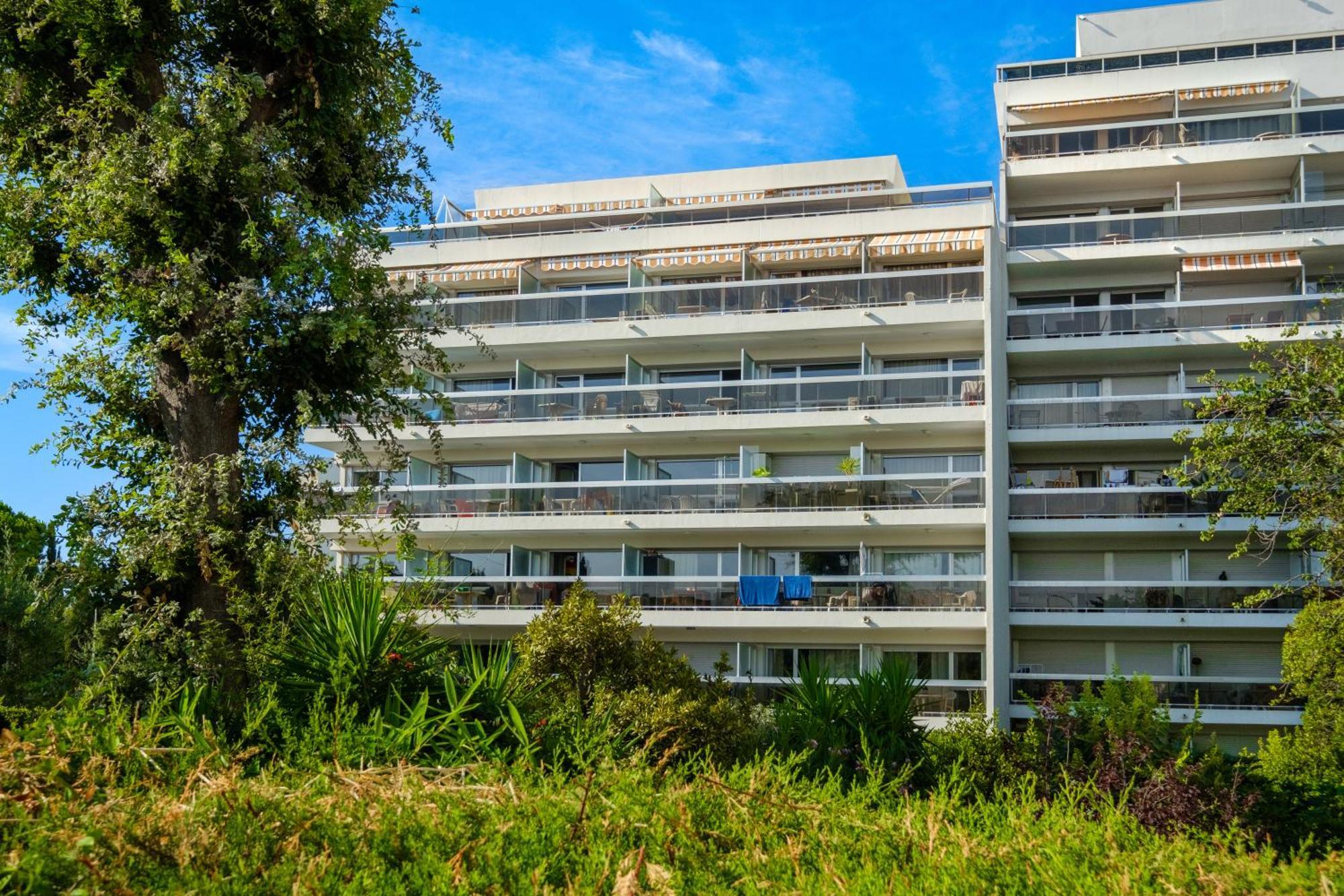 ז'ואן-לה-פינס Residence Pierre & Vacances La Rostagne מראה חיצוני תמונה