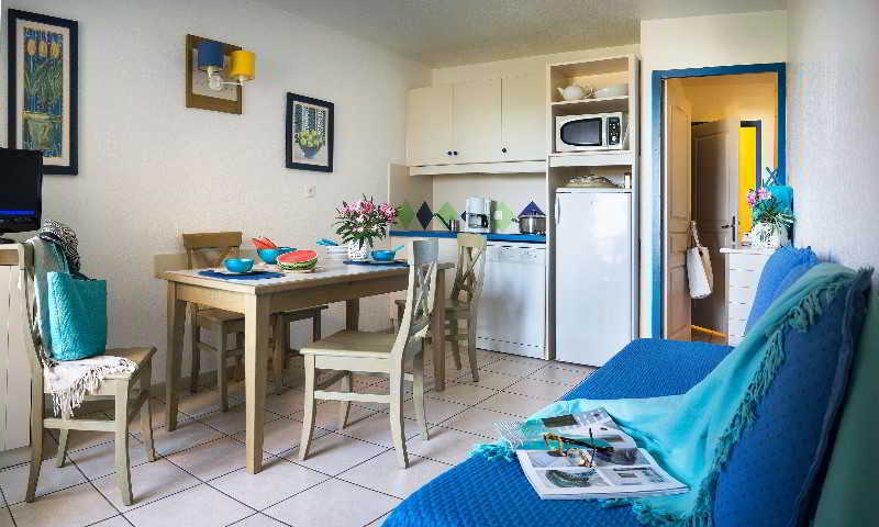 ז'ואן-לה-פינס Residence Pierre & Vacances La Rostagne מראה חיצוני תמונה