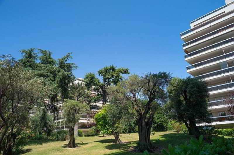 ז'ואן-לה-פינס Residence Pierre & Vacances La Rostagne מראה חיצוני תמונה