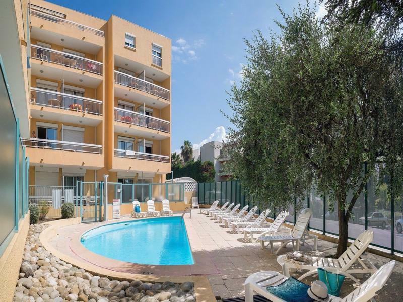 ז'ואן-לה-פינס Residence Pierre & Vacances La Rostagne מראה חיצוני תמונה